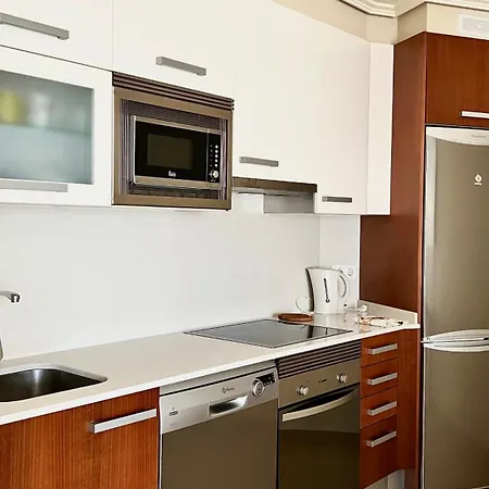 Apartament 2-bedroom With Terrace Vistaroja *