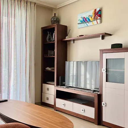 Apartament 2-bedroom With Terrace Vistaroja